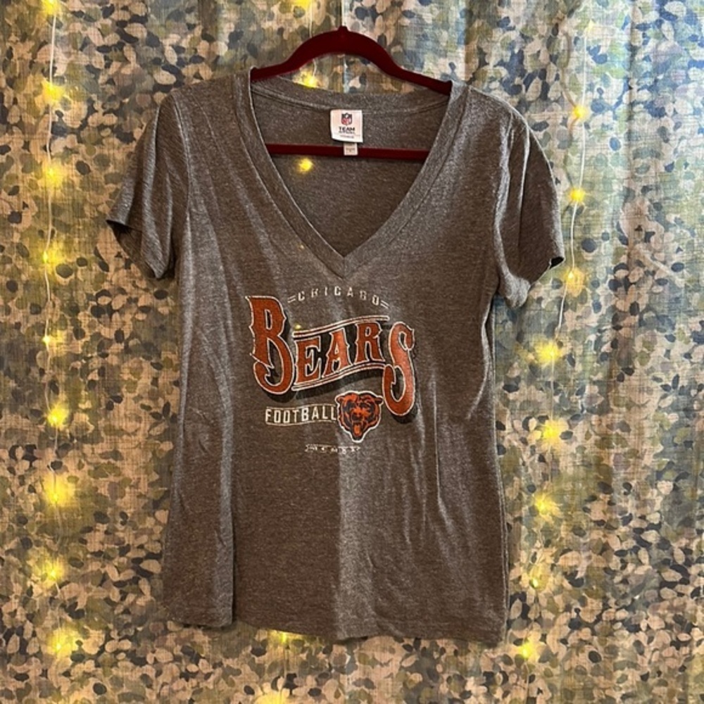 NFL Team Apparel Chicago Bears Football Tee L